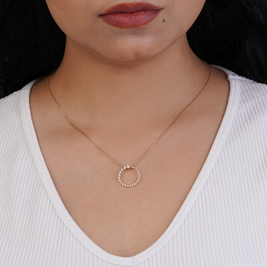 18K Yellow Gold Necklace with Graduated Natural Diamonds – Dunyati Collection