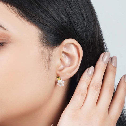 18K Gold Earrings with White Mother of Pearl Flower & Zircon Design