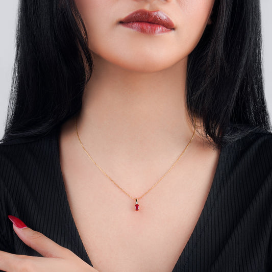 18k Yellow gold necklace decorated with natural diamonds and ruby stones | colour classic