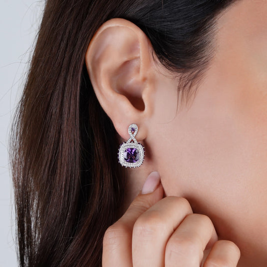 18K White Gold Earrings featuring a stunning Natural Diamond and amethyst