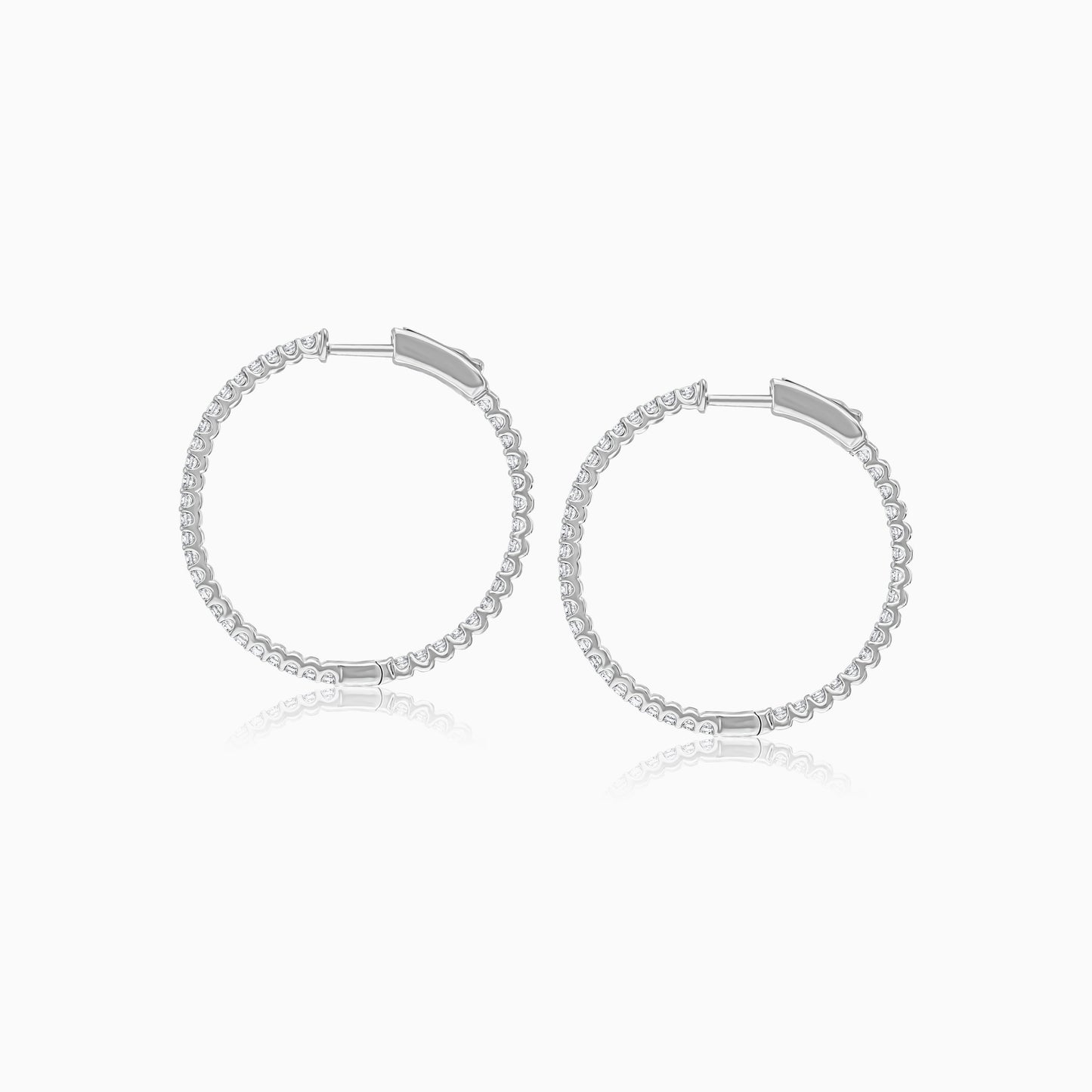 elegant 18k white gold with natural diamond round shape hoops