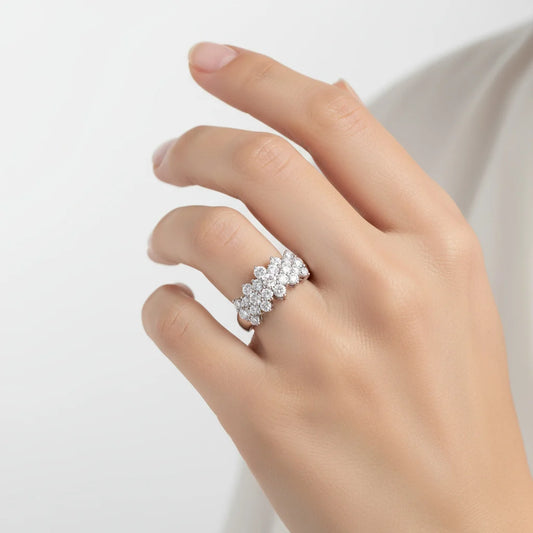 خاتم ألماس سوليتير من الذهب الأبيض عيار 18 قيراطًا - مجموعة سكالا