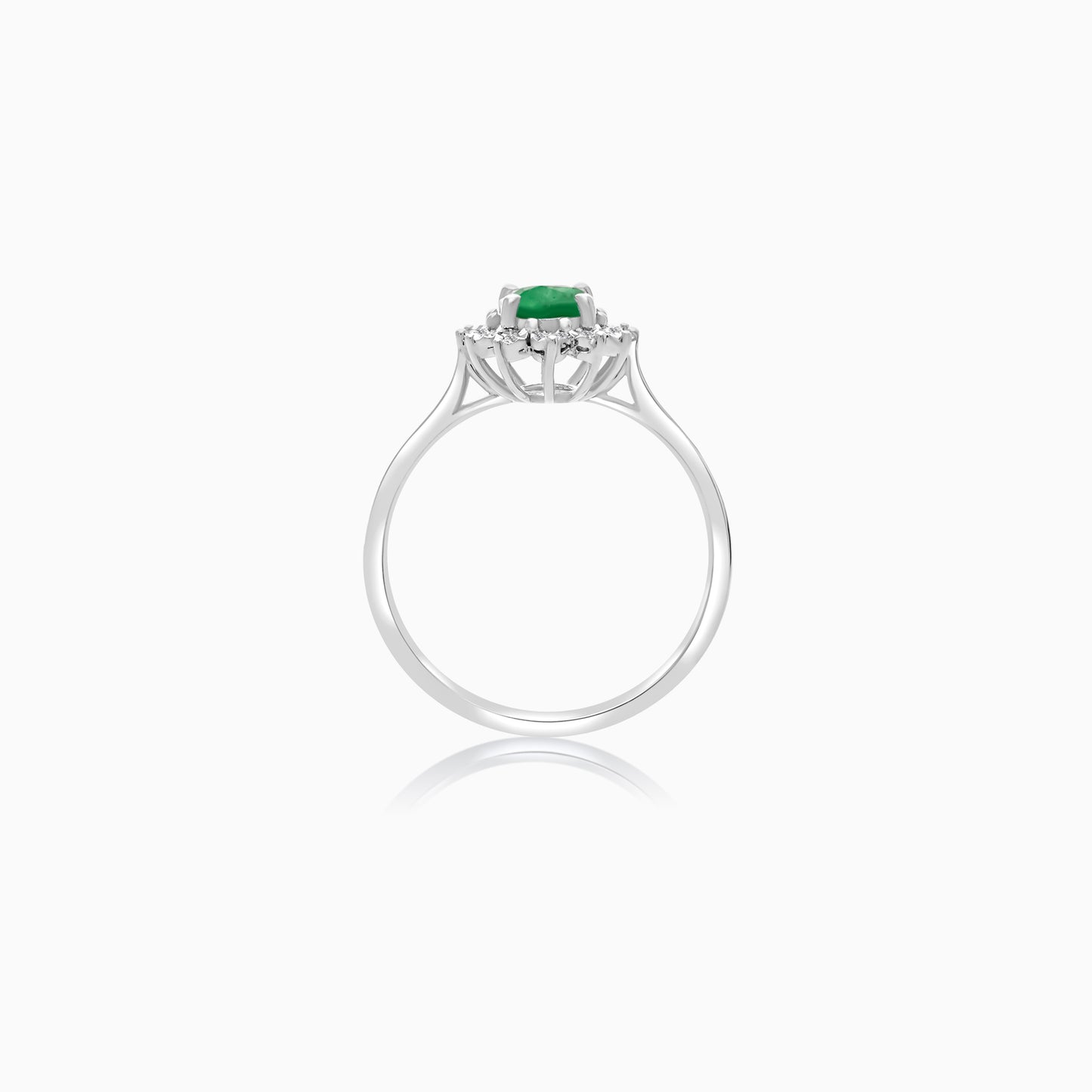 18K White Gold Ring Oval Emerald and Diamonds - Diana Collection