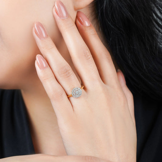 18K Yellow Gold Ring with Natural Diamonds from Scala Collection