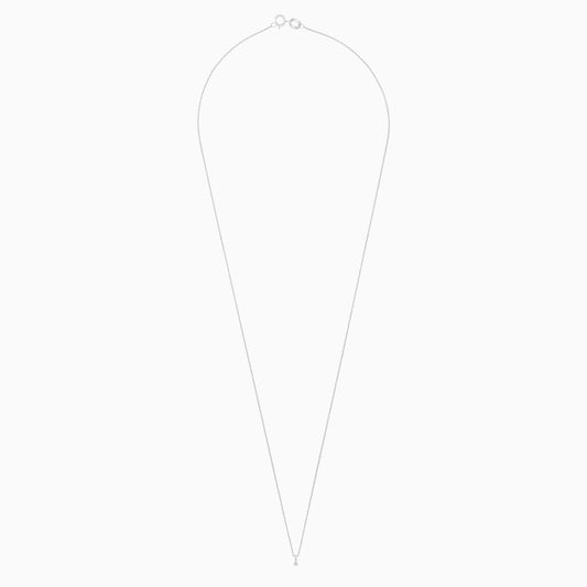 18k white gold chain with a pendant pear shaped natural diamond