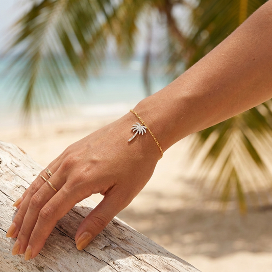 Hanging Palm Tree Natural Diamonds 18k Gold Bracelet
