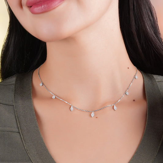 Elegant 18K white Gold Diamond Choker - Trendy
