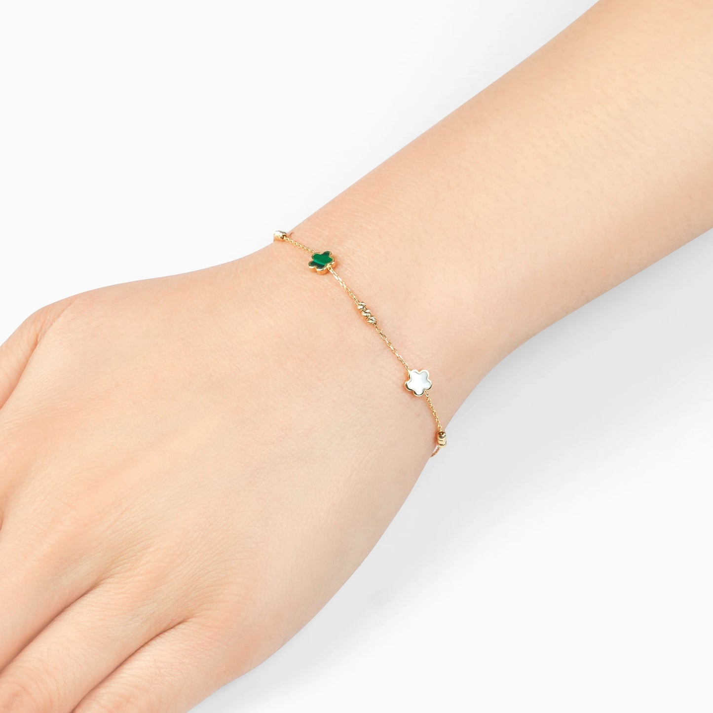 18K Yellow Gold Flower Bracelet with Mother of Pearl and Malachite – Eclat Collection