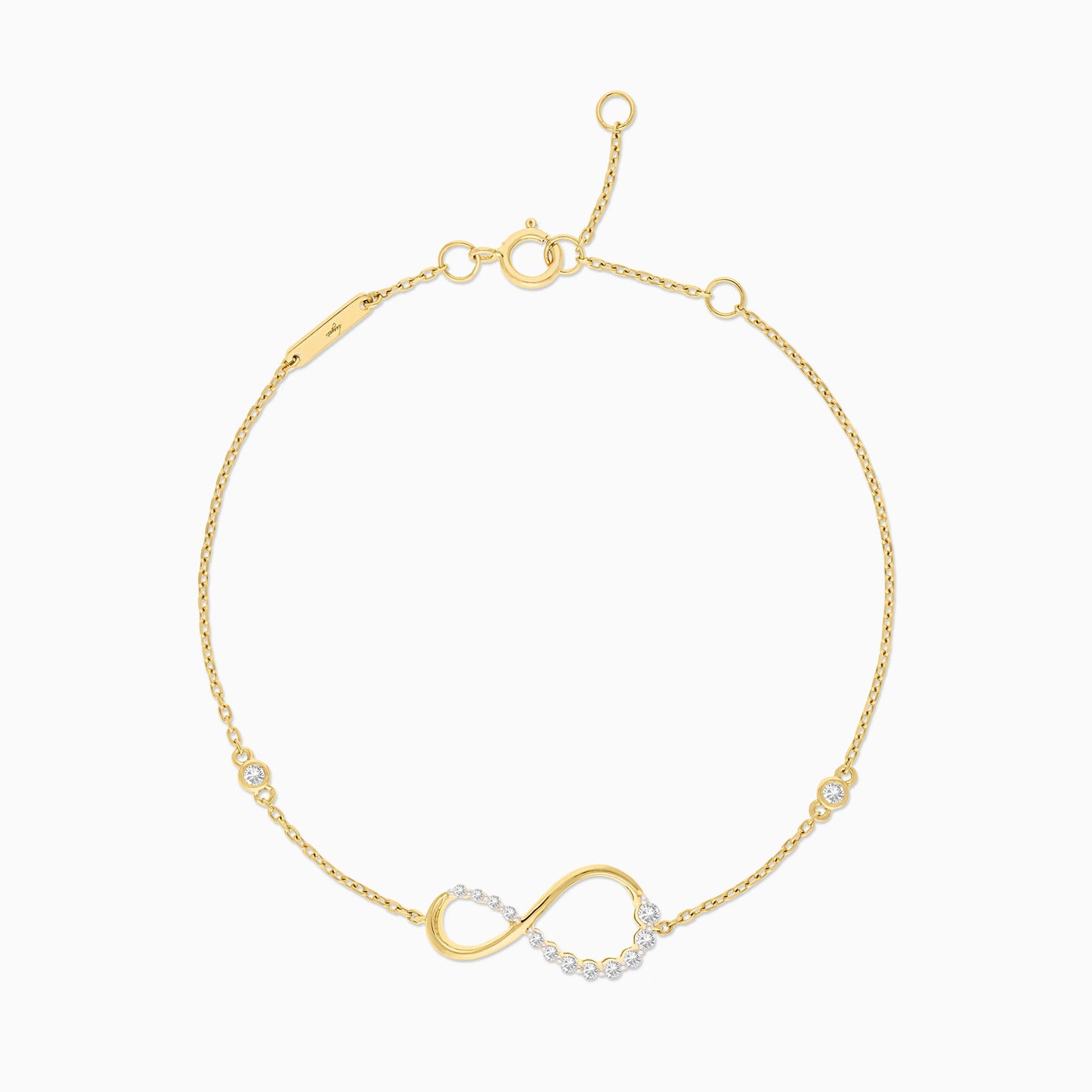 سوار من الذهب الأصفر عيار 18 قيراطًا بتصميم إنفينيتي | مجموعة دنياتي
