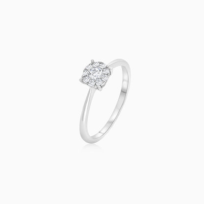 Elegant 18K White Gold Diamond Ring – 365 Collection