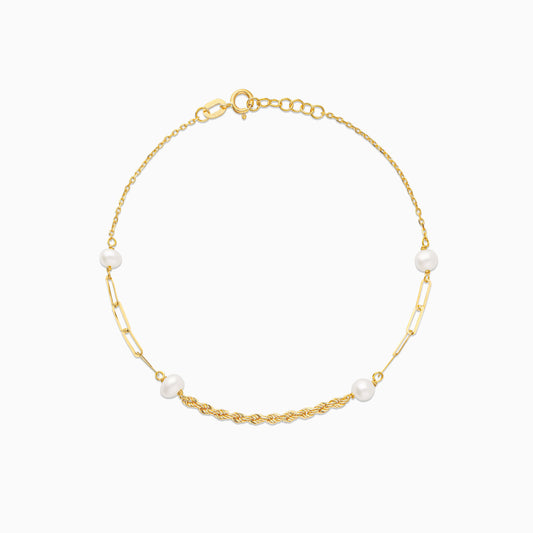 أساور متعددة الأنواع من الذهب الأصفر عيار 18 قيراطًا مزينة باللؤلؤ الأبيض للنساء