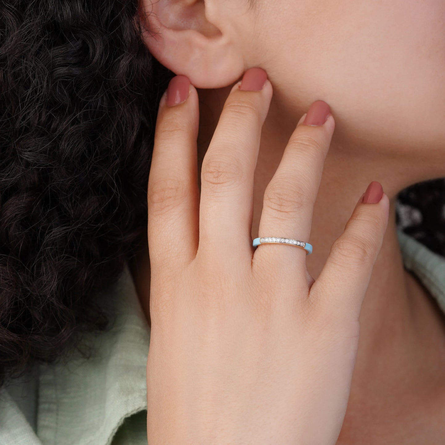 18k Yellow Gold Ring with Diamonds and Turquoise Ceramic