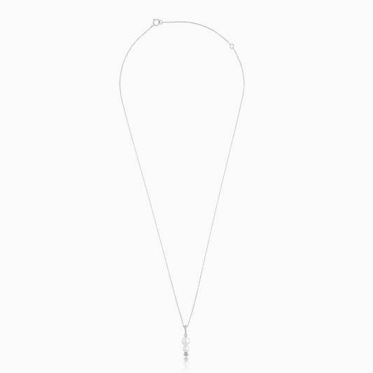 18k white gold necklace adorned with natural diamond and pearls | danah collection