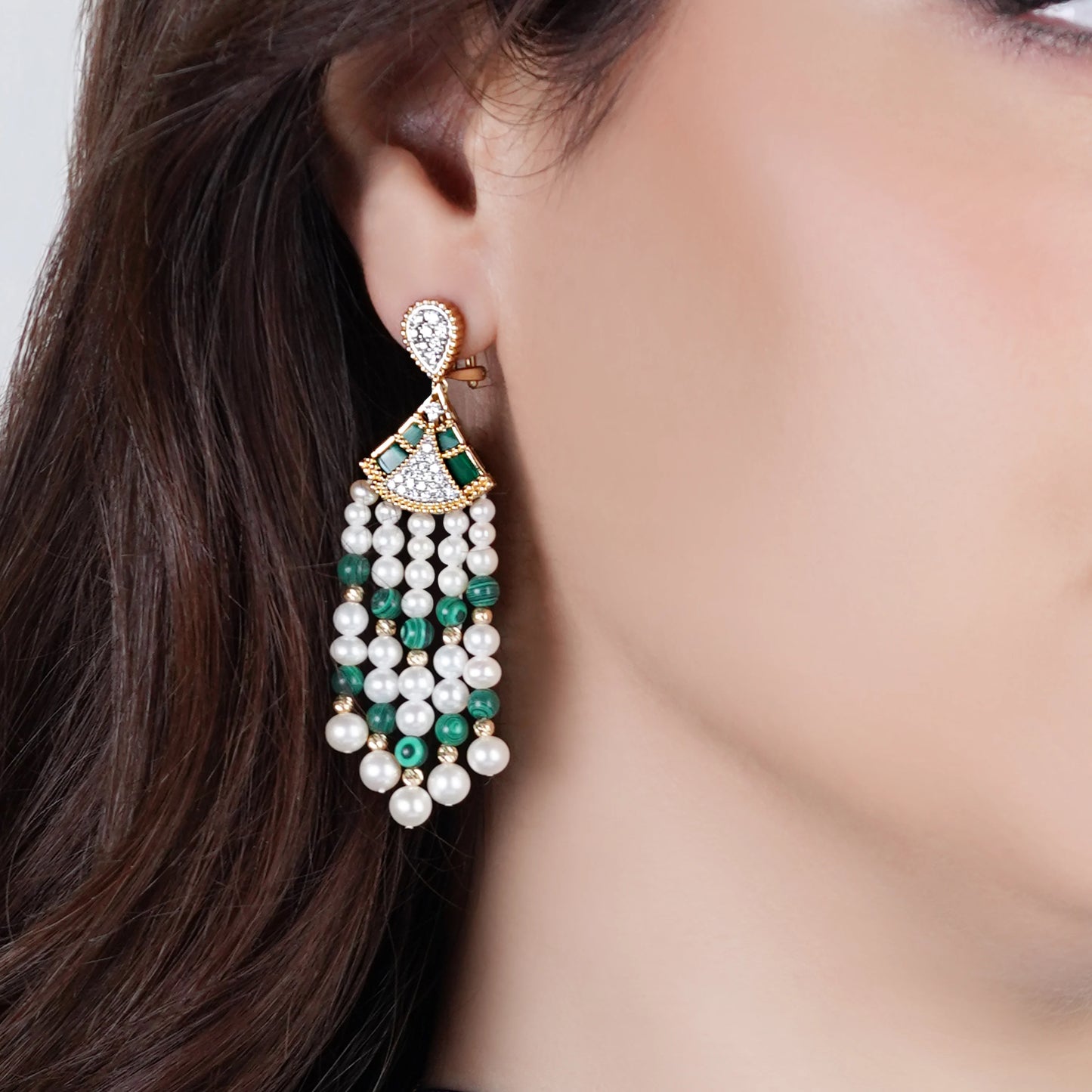 18K Yellow Gold Dangling Earrings with Pearls, Natural Diamonds and Malachite stones