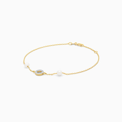 18k yellow gold bracelet with a diamond circle in the centre, adorned with pearls | Danah Collection