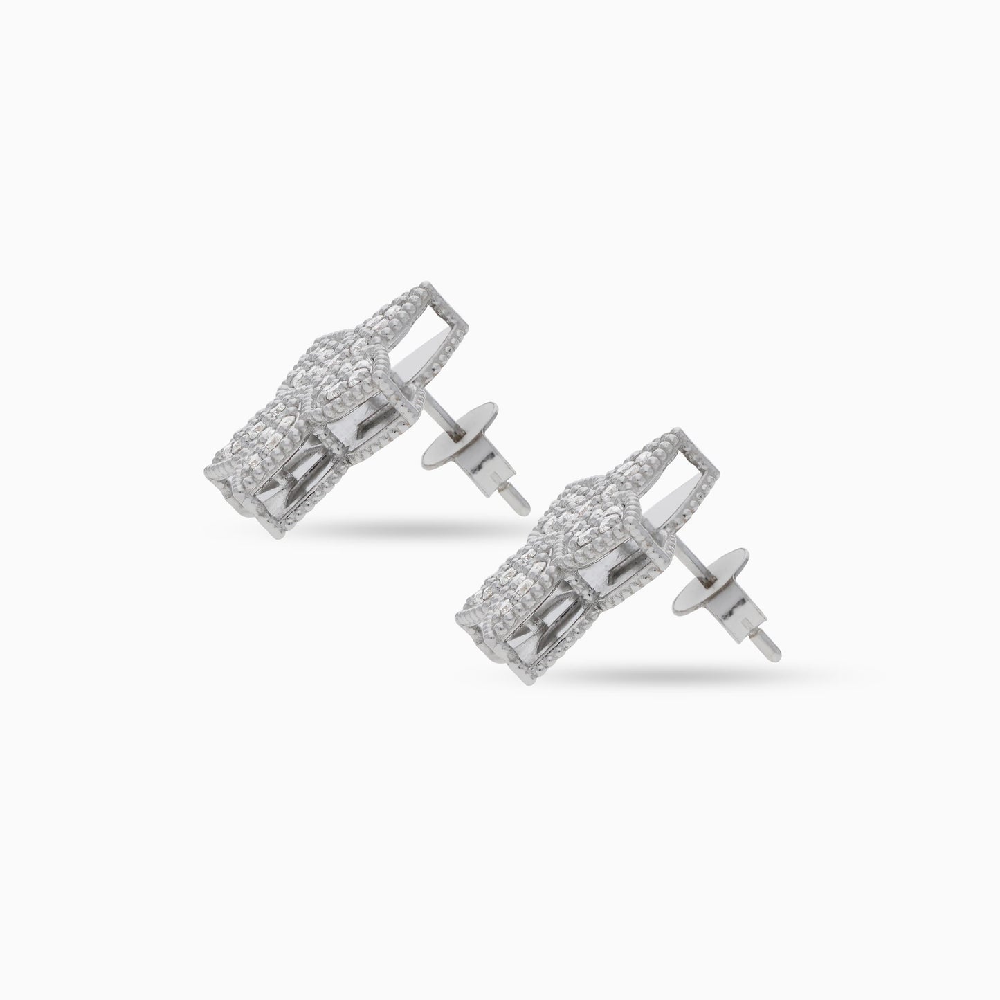 18K White Gold Earrings Decorated with Natural Diamond Stones