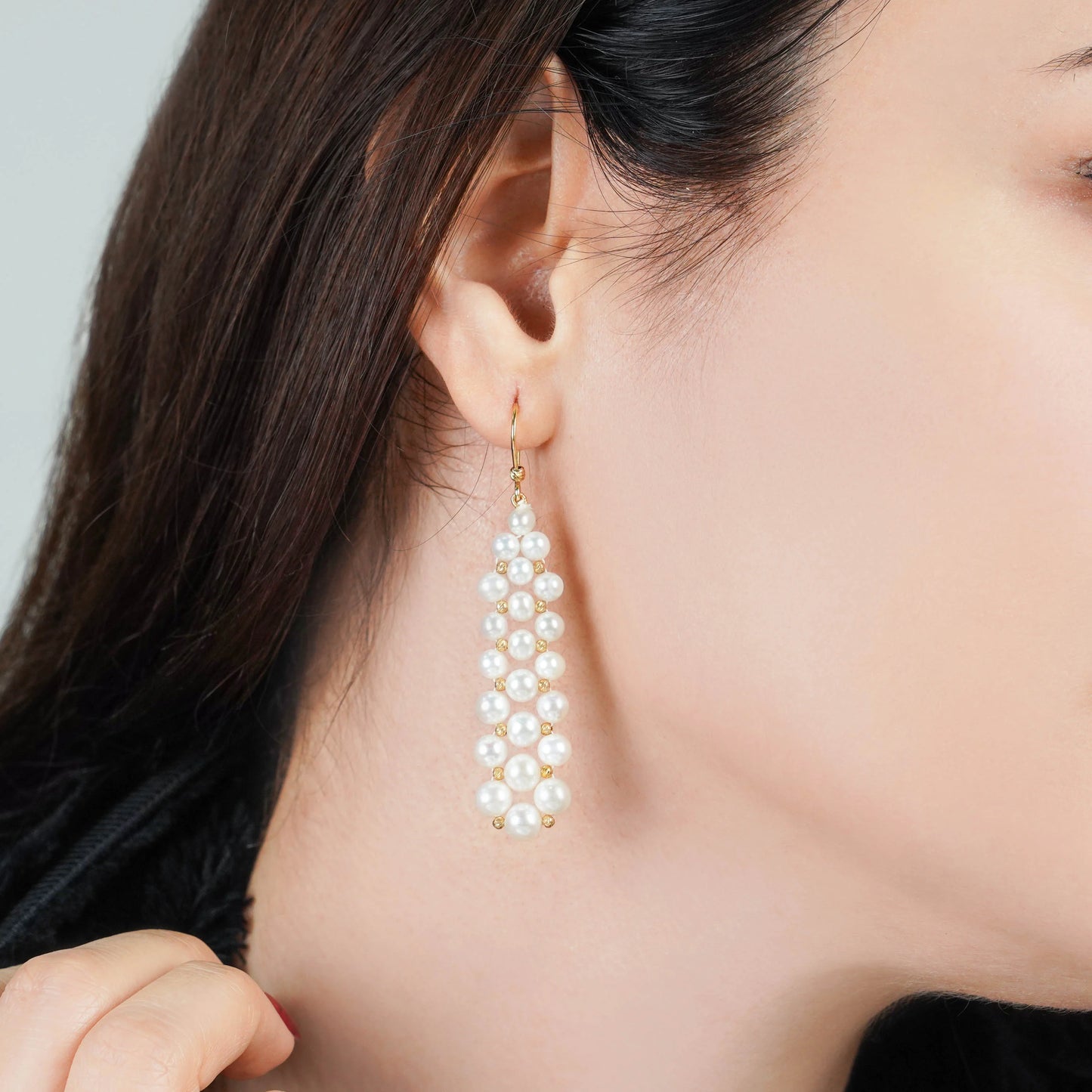 18K Yellow Gold Earrings with Elegant Modern Design – Danah Collection