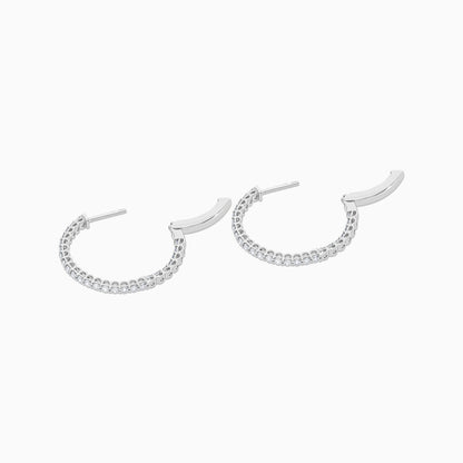 Elegant 18K white Gold Earrings with natural Diamond Round Shape Hoops