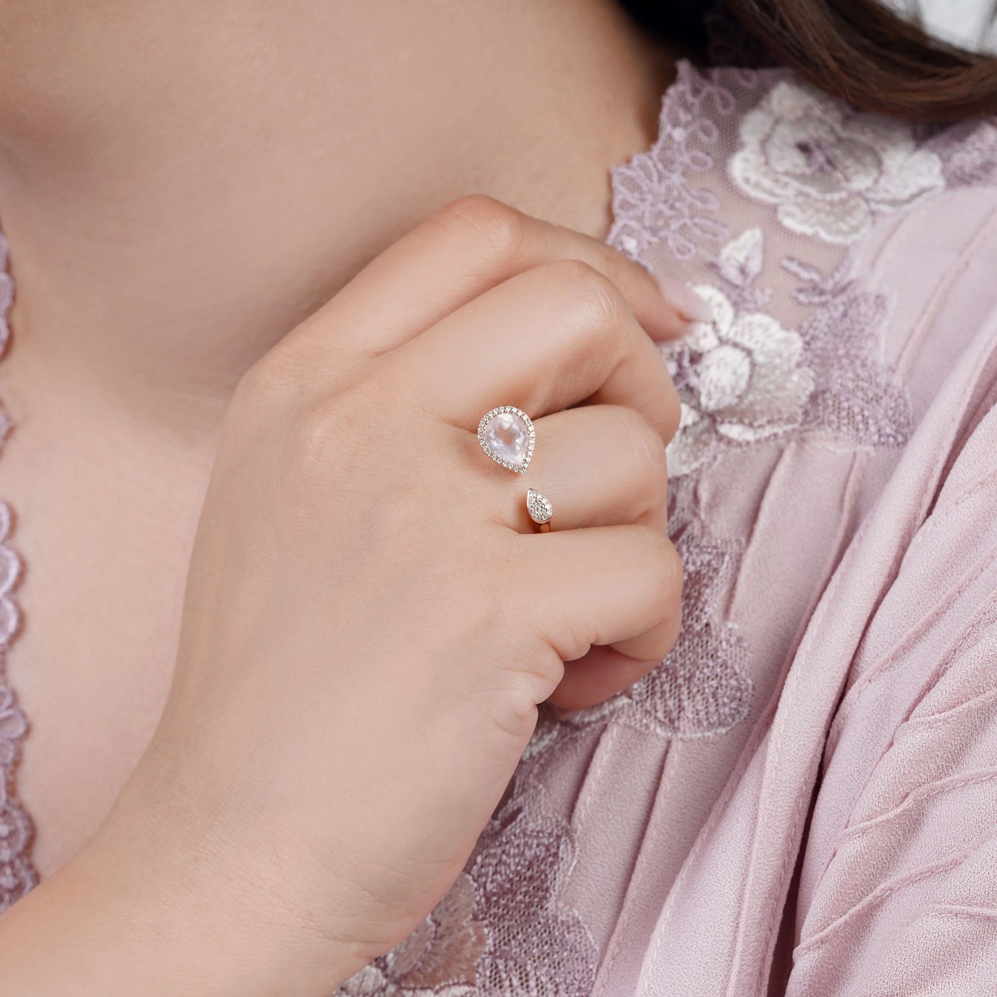 18K Rose Gold Ring with Natural Diamonds and Pink Quartz – Rabiya Collection