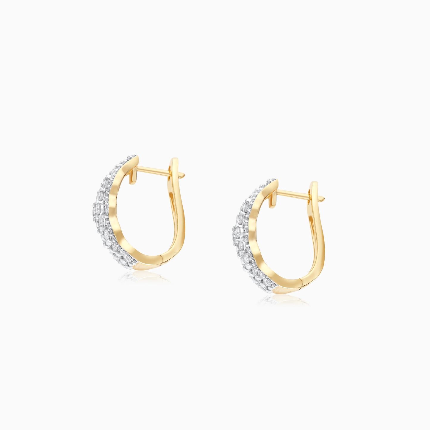 18k yellow gold pair of earrings decorated with natural diamonds stones - from scala collection