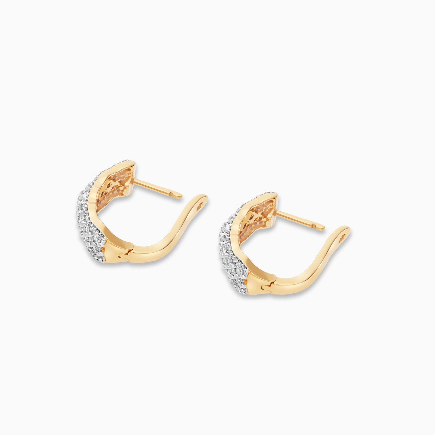 18k yellow gold pair of earrings decorated with natural diamonds stones - from scala collection
