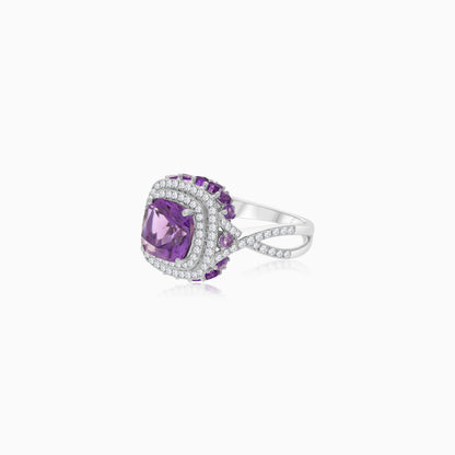 18K White Gold Ring featuring a stunning Natural Diamond and amethyst