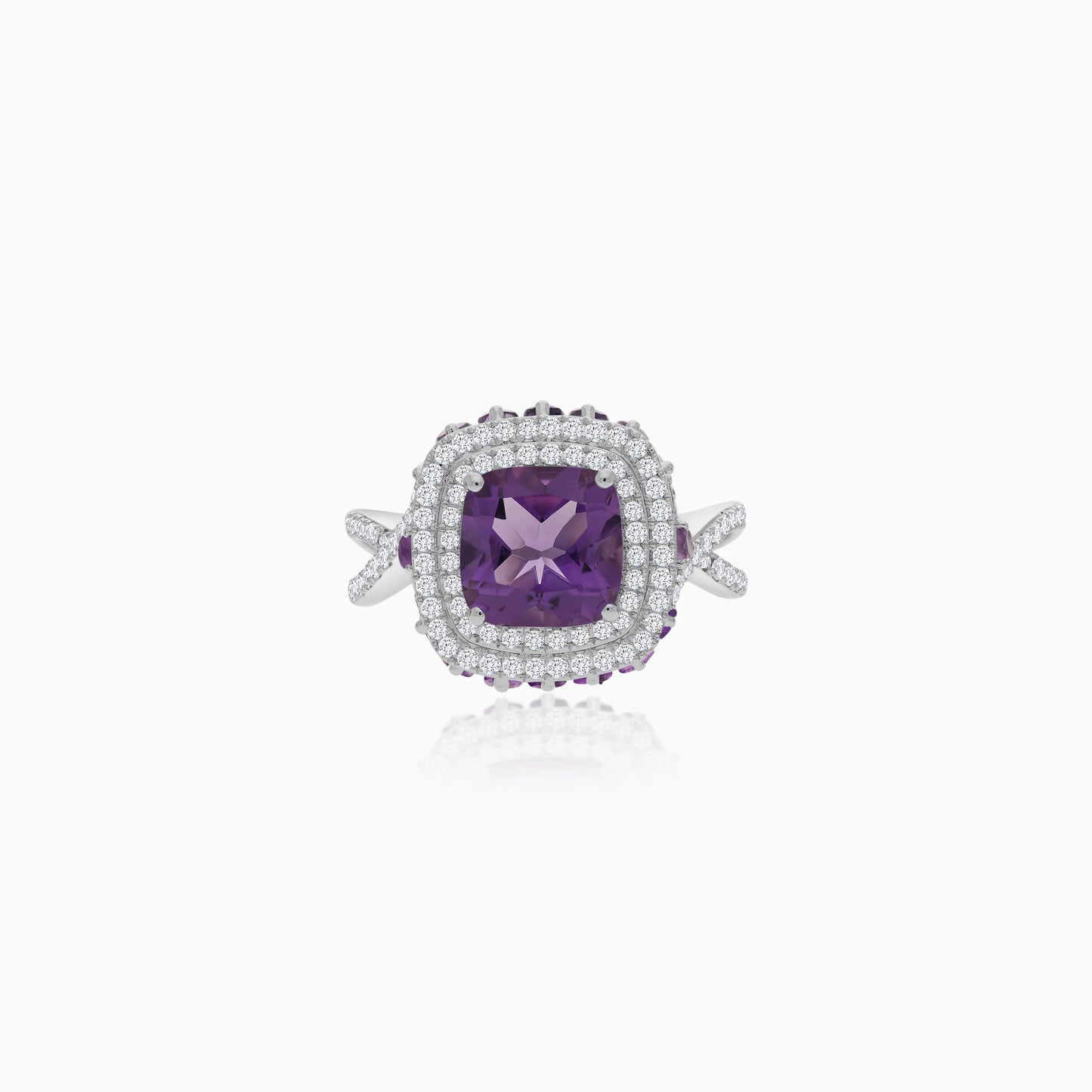 18K White Gold Ring featuring a stunning Natural Diamond and amethyst