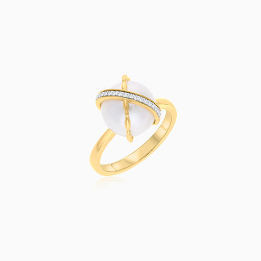 18K Yellow Gold Ring with Pearl and Natural Diamond | Danah Collection