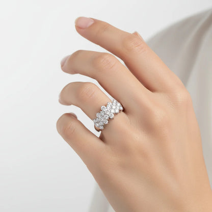 18K White Gold Solitaire Diamond Ring – Scala Collection