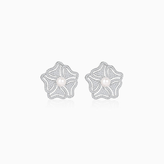 18K White Gold earrings with pearl and natural diamonds