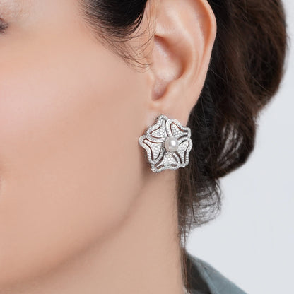 18K White Gold earrings with pearl and natural diamonds