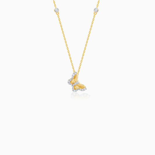 18K Yellow Gold Butterfly Shape Necklace with Natural Diamonds - Farfalla