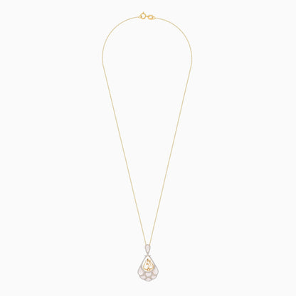 18K Gold Necklace Featuring 'Mother' Design with MOP and Natural Diamonds