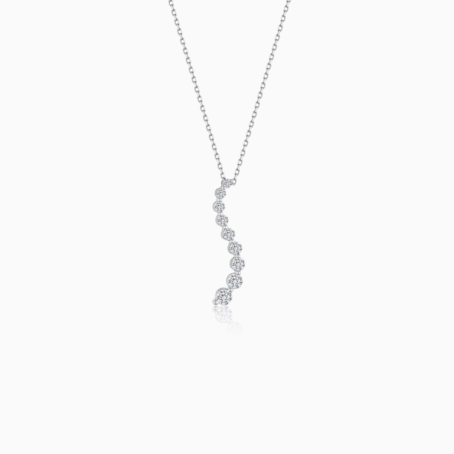 18K White Gold Necklace Decorated with Natural Diamonds | Dunyati Collection