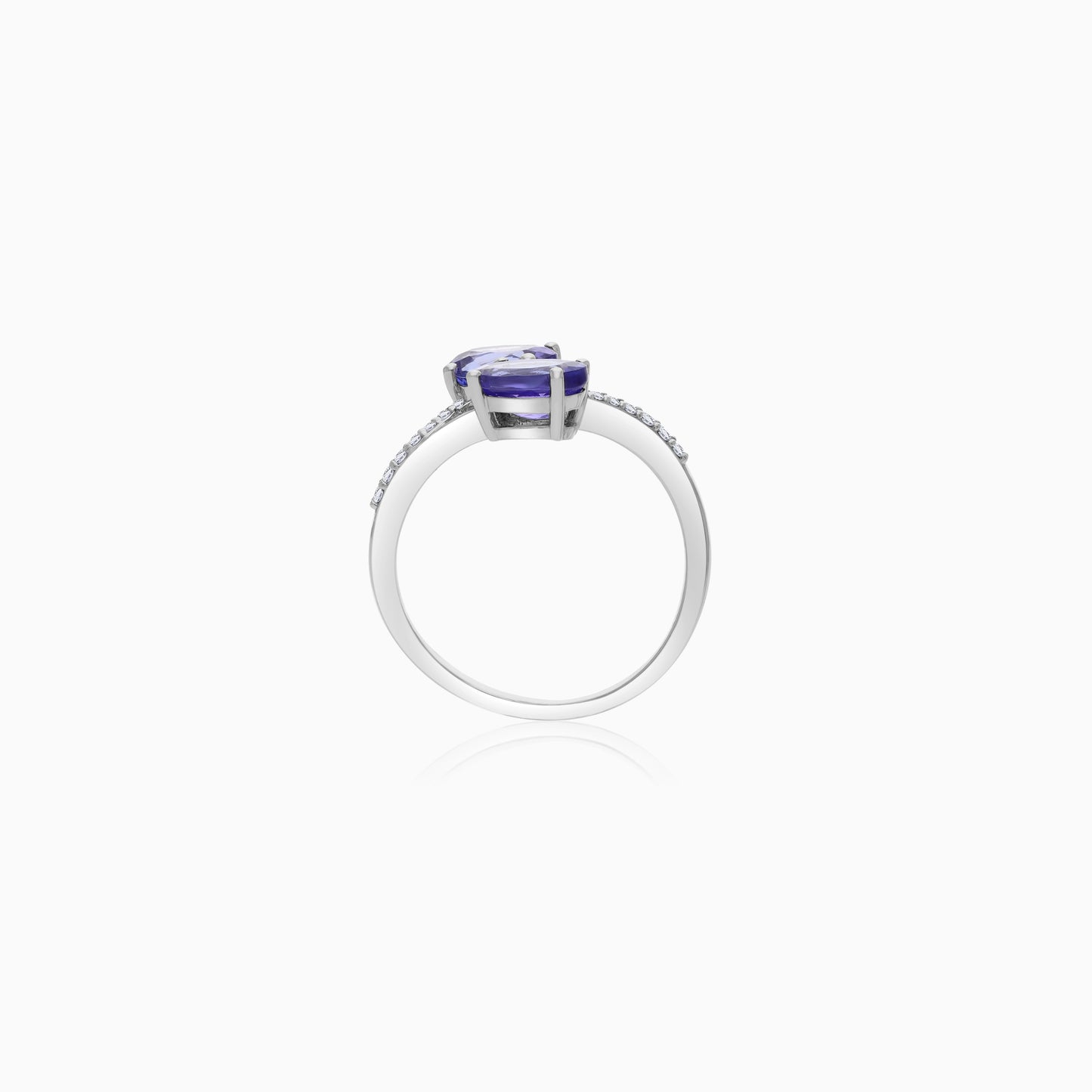 18K White Gold Natural Tanzanite & Diamonds Ring