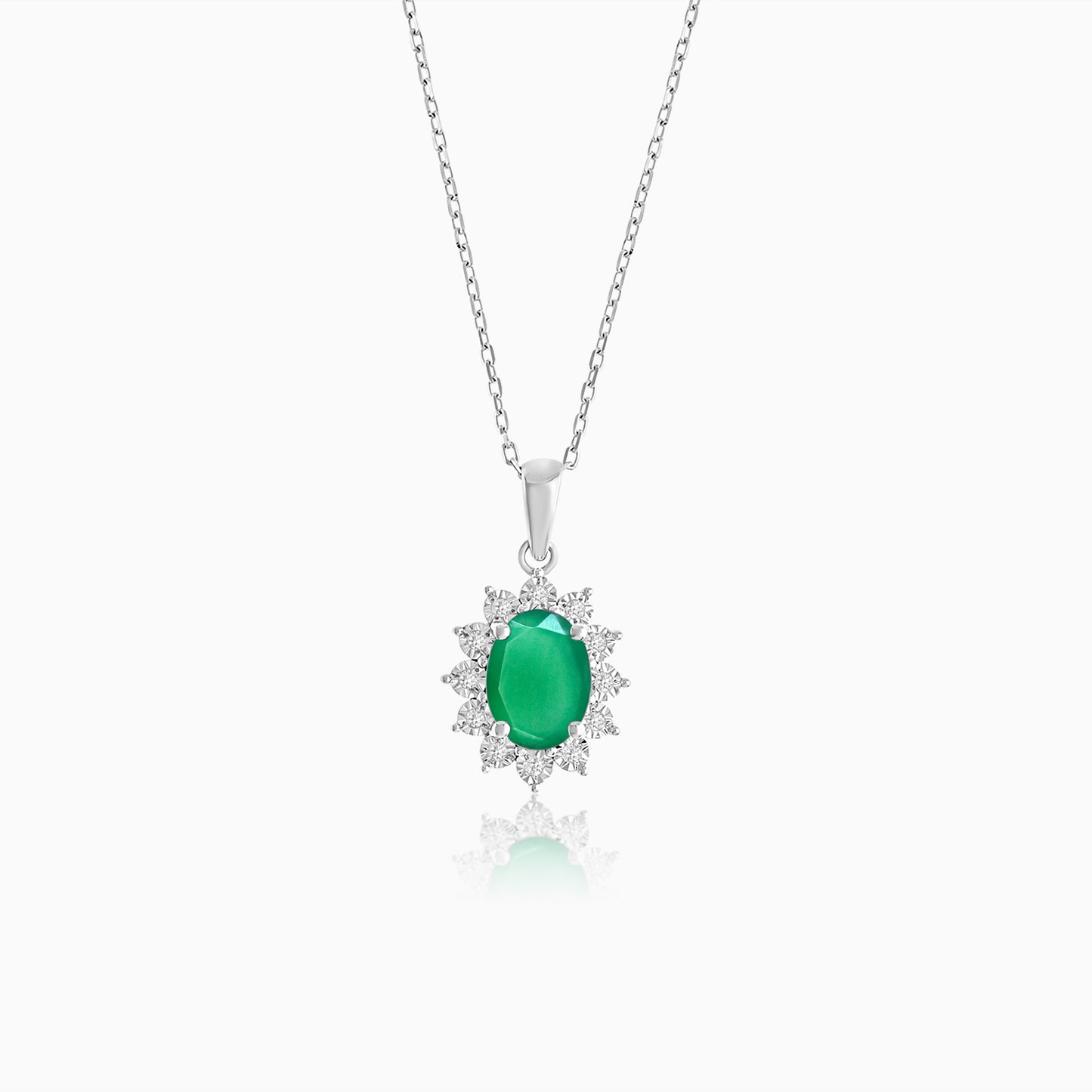 18K White Gold Pendant Chain Oval Emerald and Diamonds - Diana