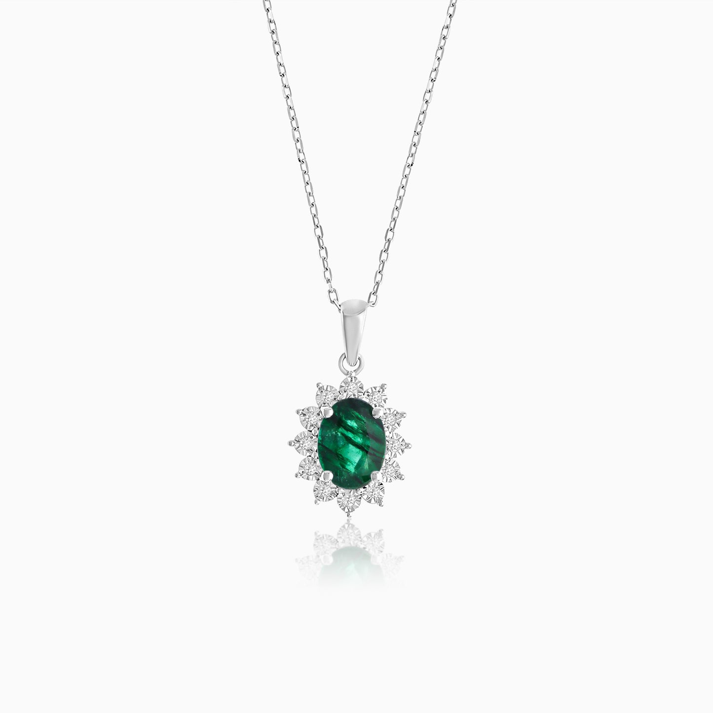 18K White Gold Pendant Chain Oval Emerald and Diamonds - Diana Collection