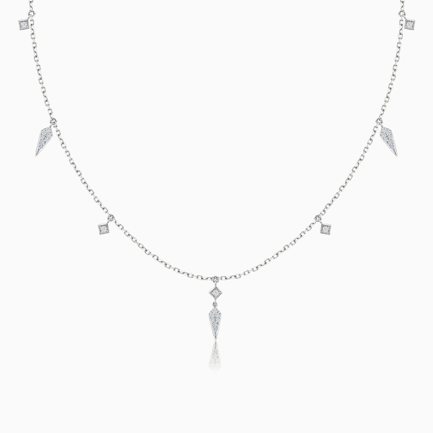 Stylish 18K White Gold Natural Diamond Choker for Women