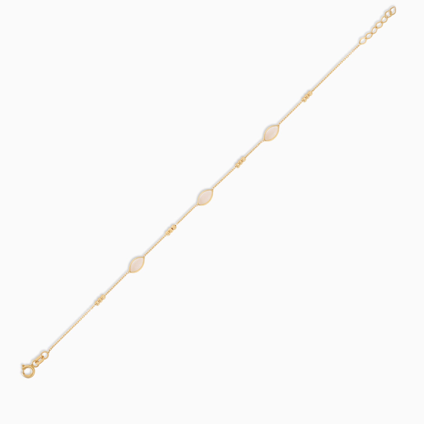 Mother of Pearl Oval Bracelet in 18K Yellow Gold – Eclat Collection