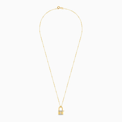قلادة قفل من الذهب الأصفر عيار 18 قيراطًا مرصعة بألماس طبيعي 0.08 قيراط