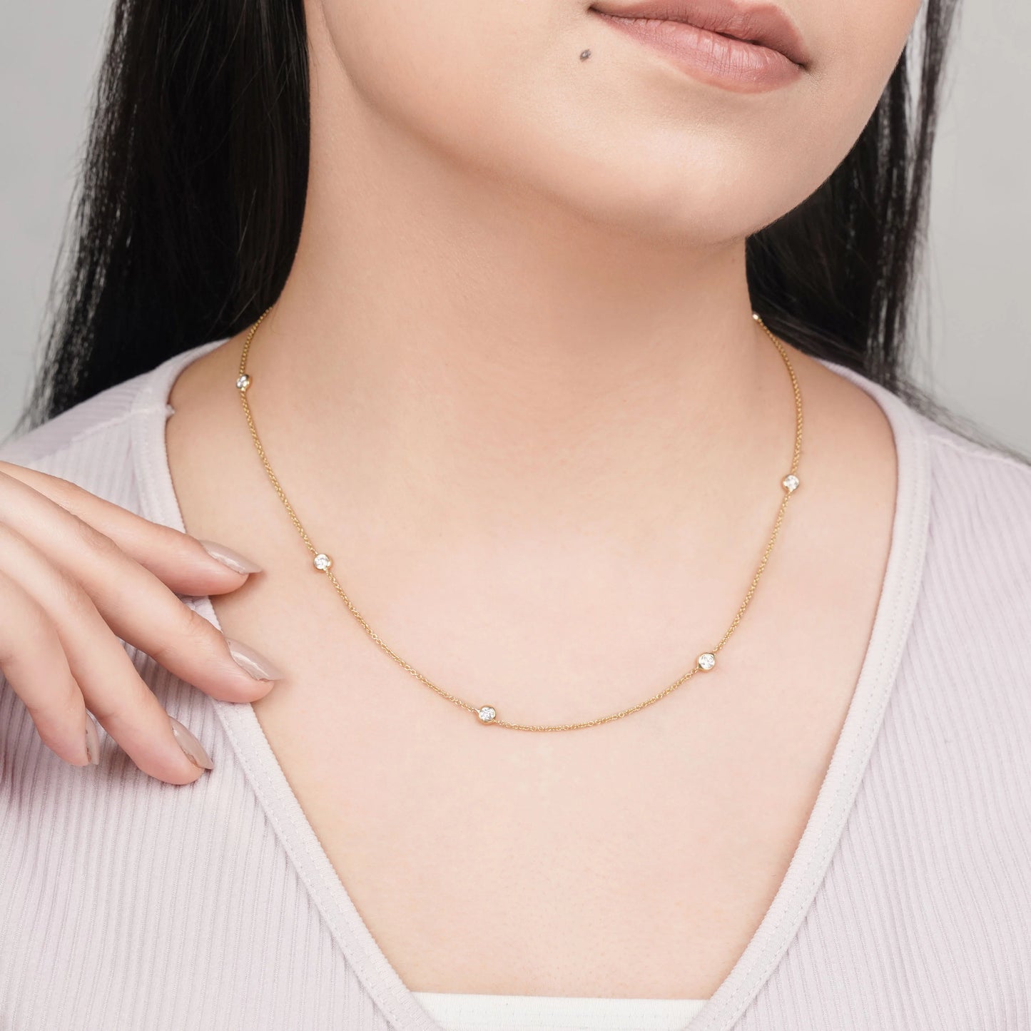 Trendy 18K Yellow Gold Diamond Necklace