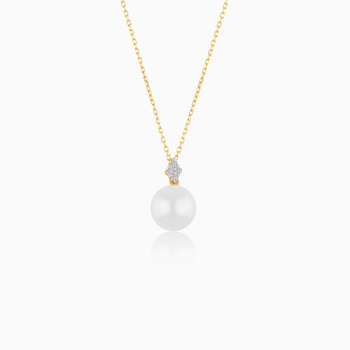 18K Yellow Gold Freshwater Pearl and Natural Diamond Pendant