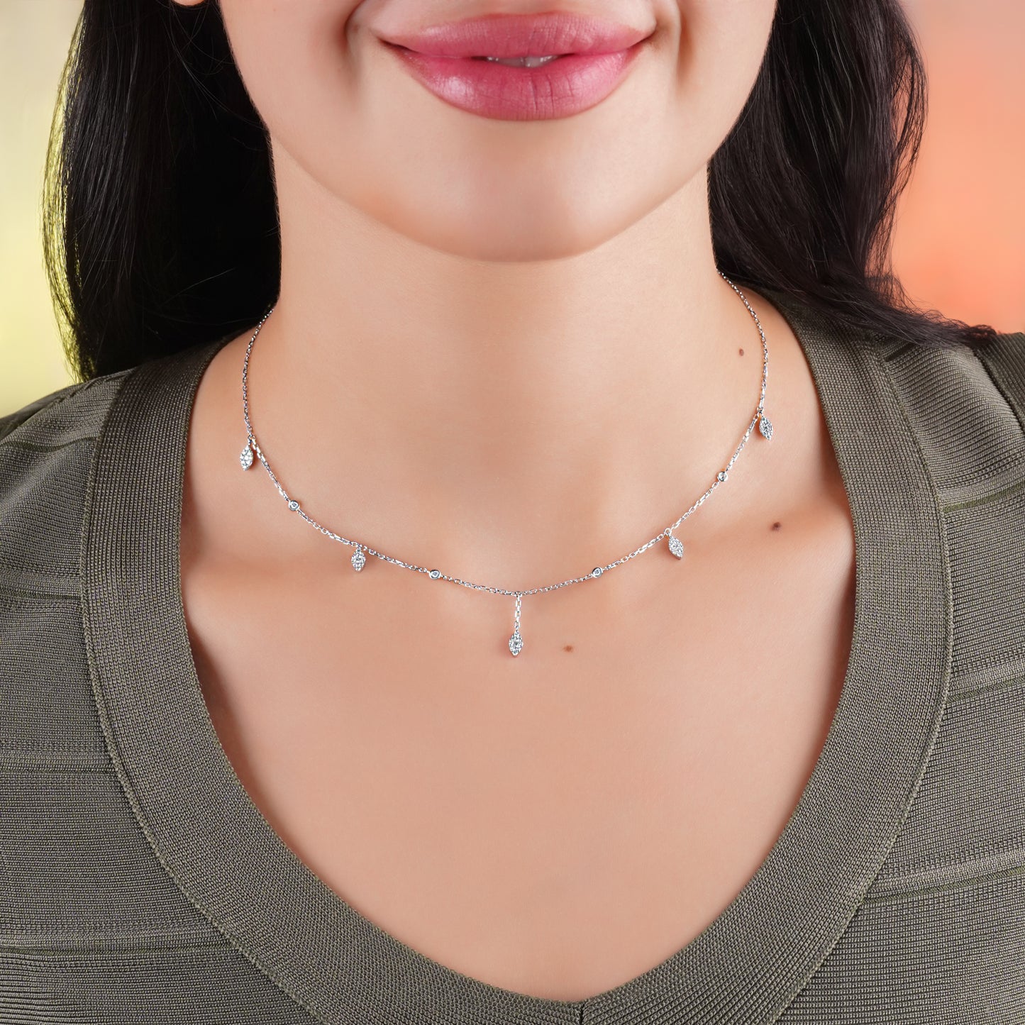 Classic Trendy 18K White Gold Diamond Choker