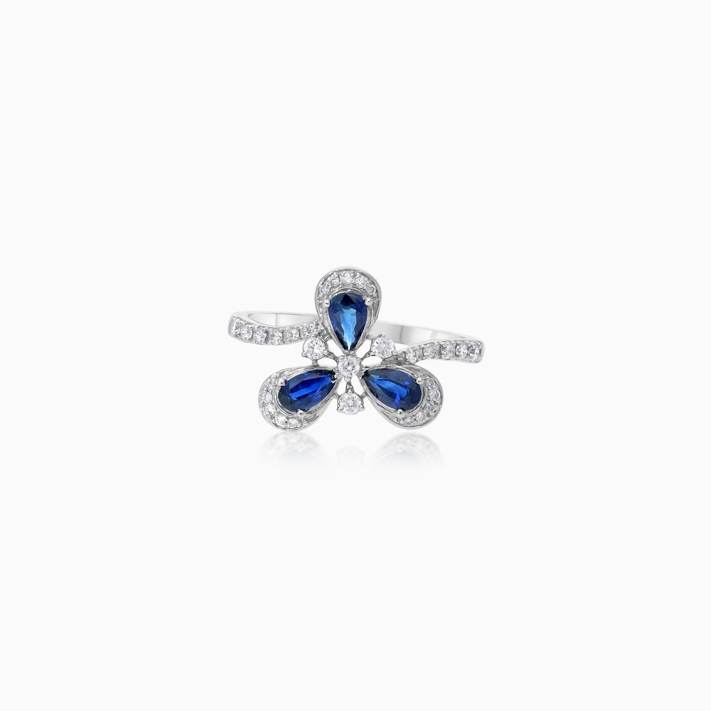 Coloure 18k White Gold Sapphire and Natural Diamonds Ring
