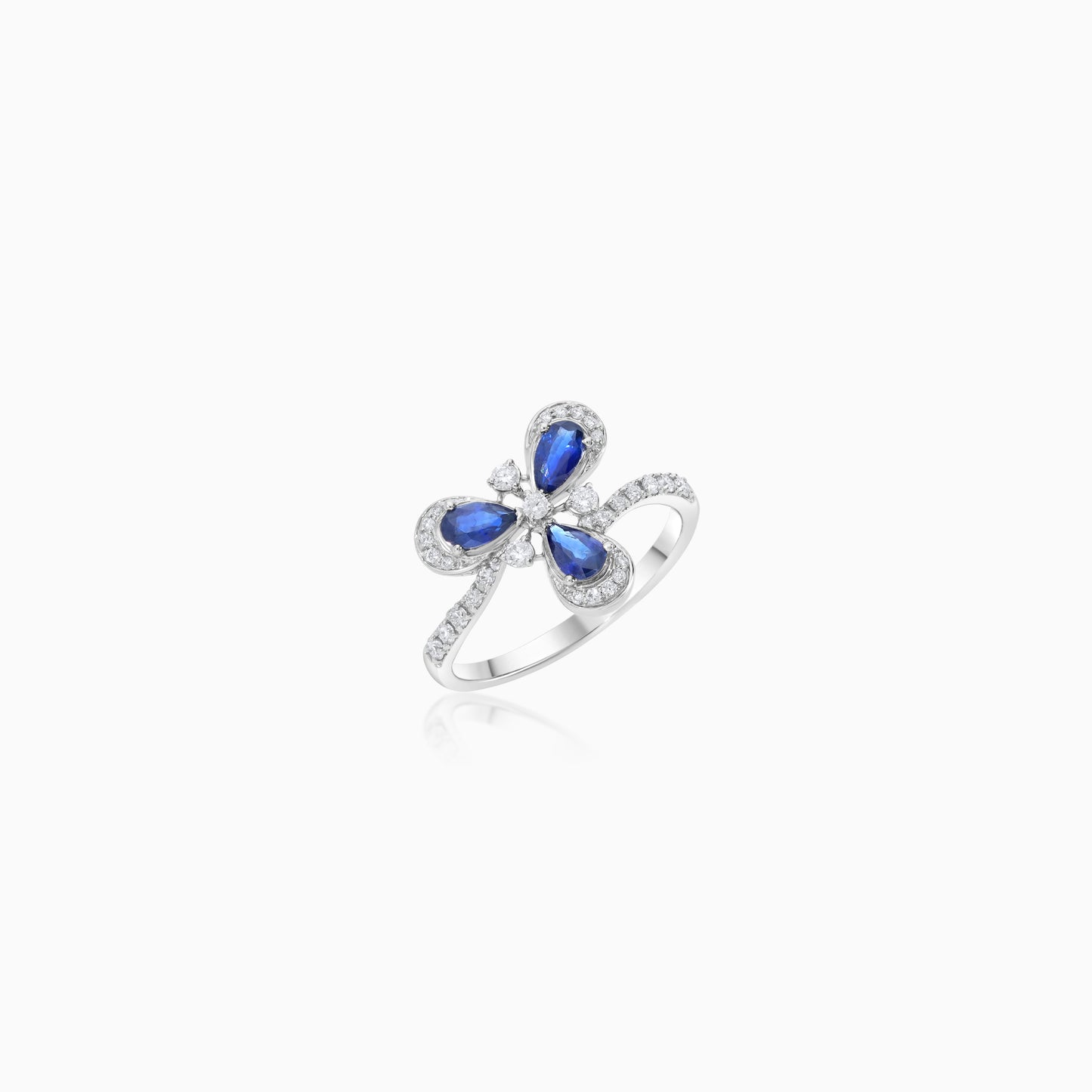 Coloure 18k White Gold Sapphire and Natural Diamonds Ring