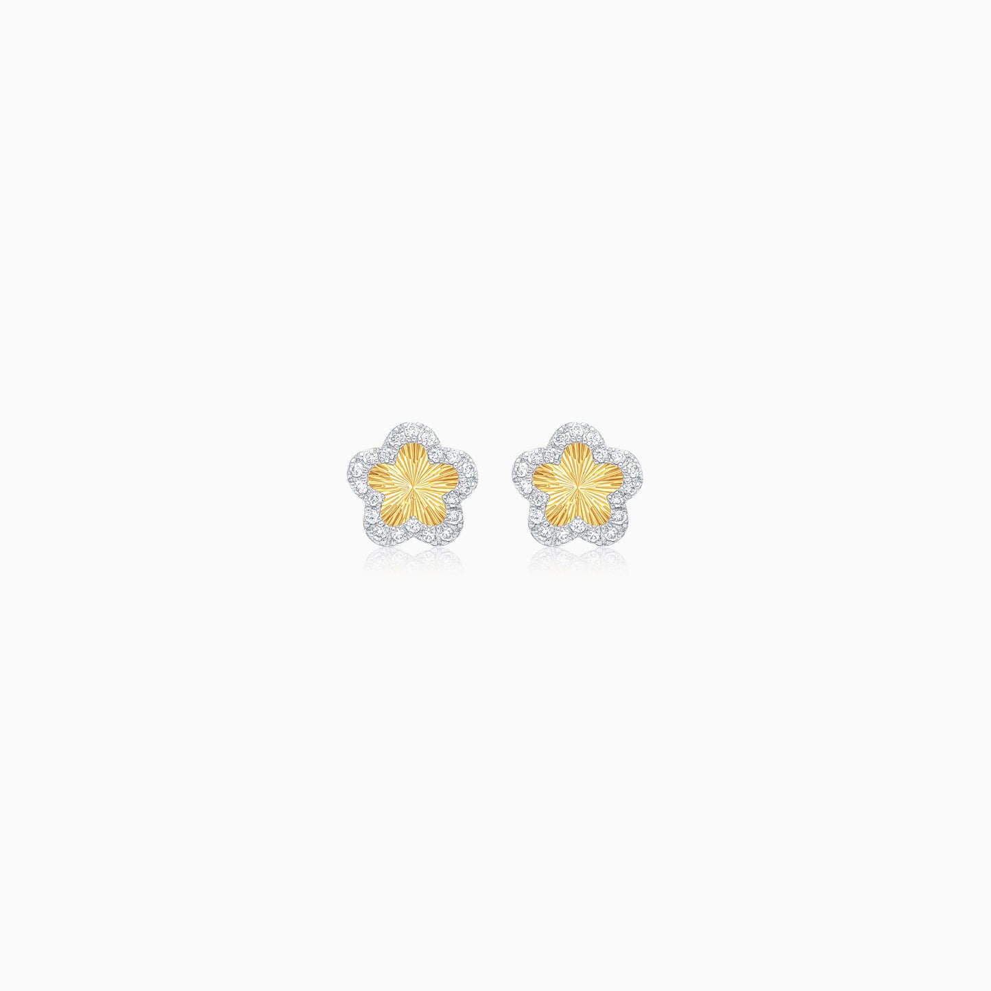 18k yellow gold earrings in flower-shaped decorative with natural diamond for kids | Farfalla collection