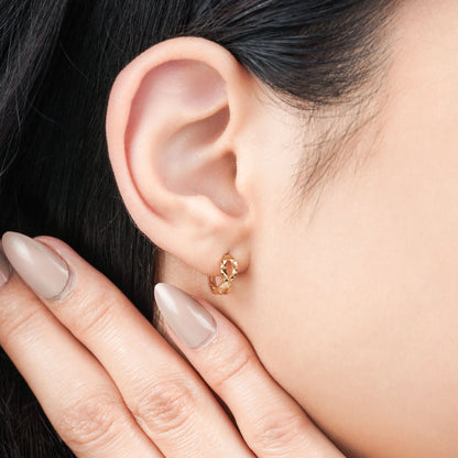 18k Gold Round Earring Hoops with infinity shape
