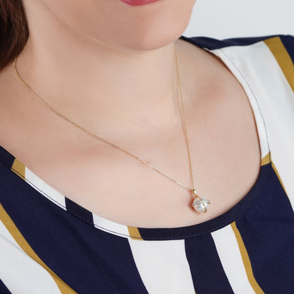 18K Yellow Gold Necklace with Pearl and Natural Diamond