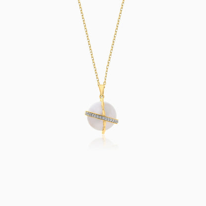 18K Yellow Gold Necklace with Pearl and Natural Diamond