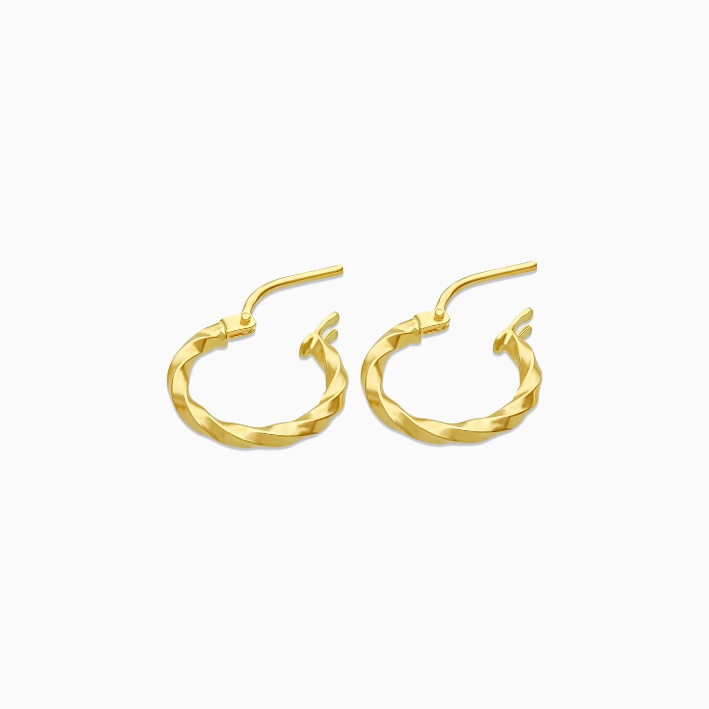 Classic 18K Yellow Gold Hoop Earrings – Stylish and Durable